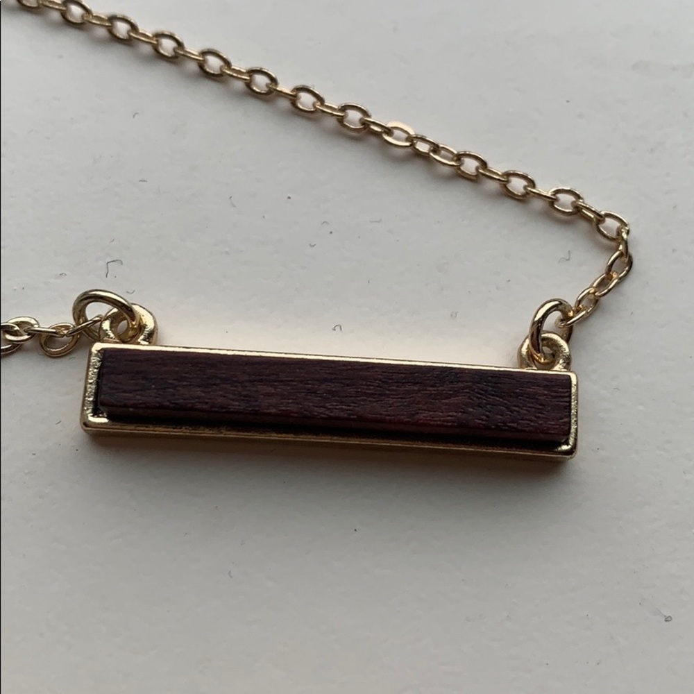 Simple bar necklace with wood detail
